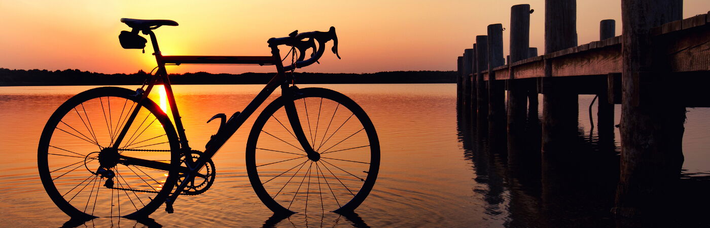 Fahrrad im Sonnenuntergang